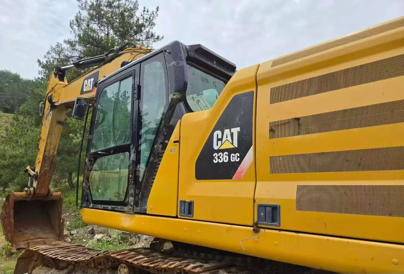 Buy Caterpillar 336E Used Excavator / 1