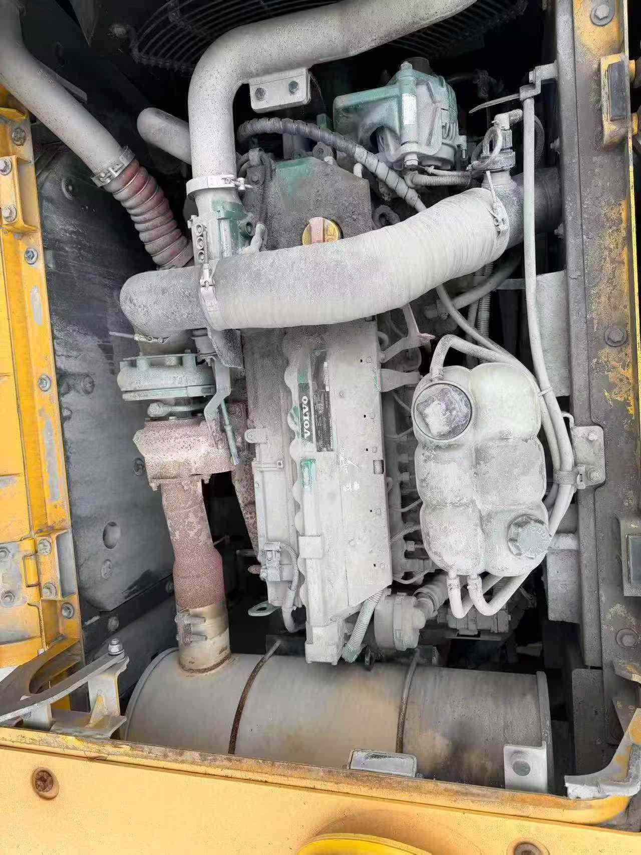 Buy Volvo EC250D Used Excavator / 9 Buy Volvo EC250D Used Excavator / 9