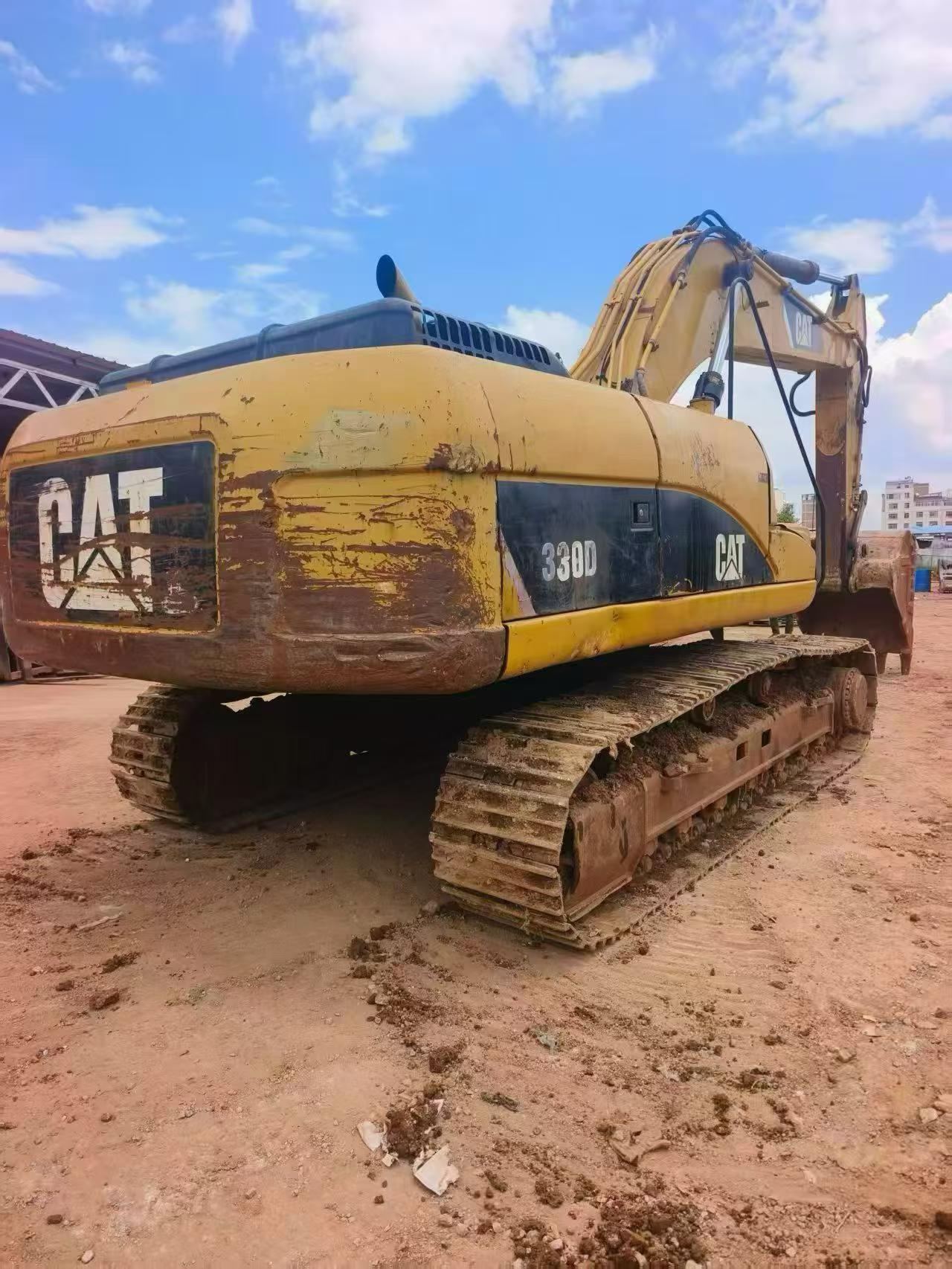 Buy Caterpillar 329D Used Excavator / 1
