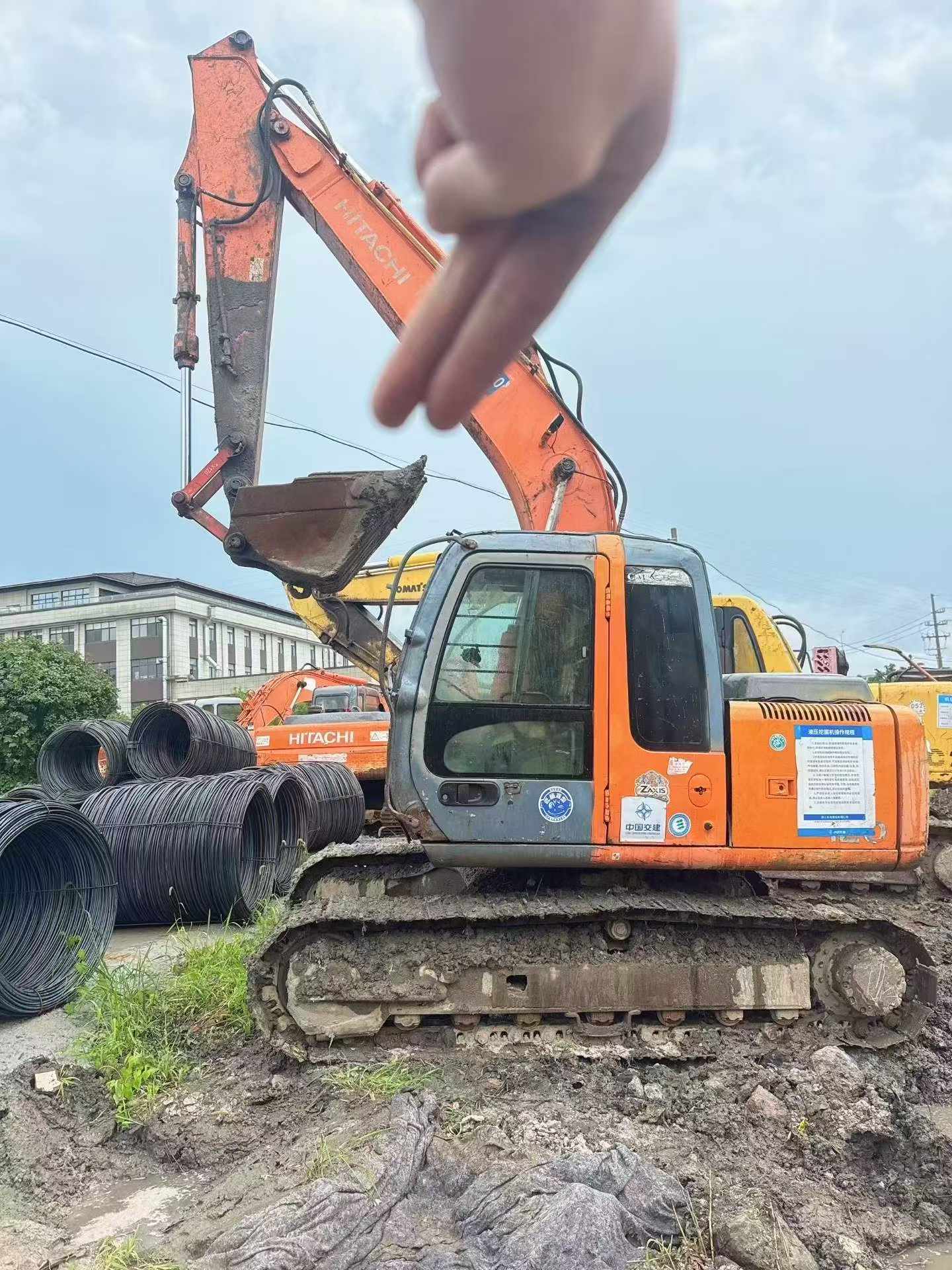 Buy Hitachi EX120-6 Used Excavator / 1
