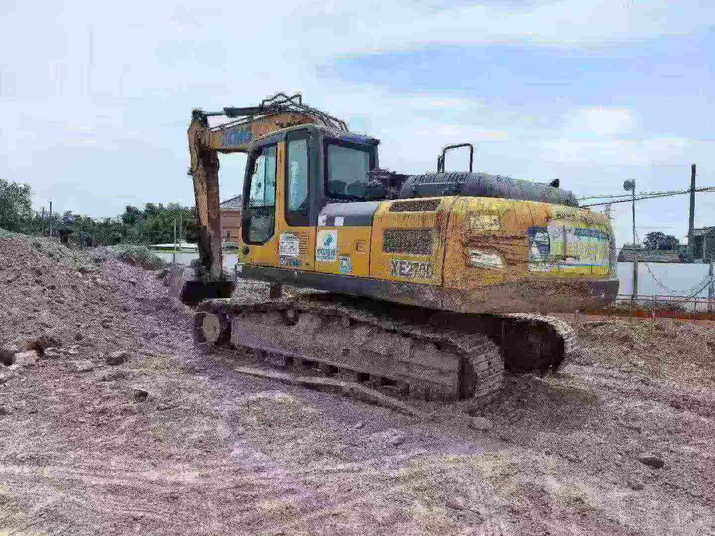 Buy XCMG XE215 Used Excavator / 7 Buy XCMG XE215 Used Excavator / 7