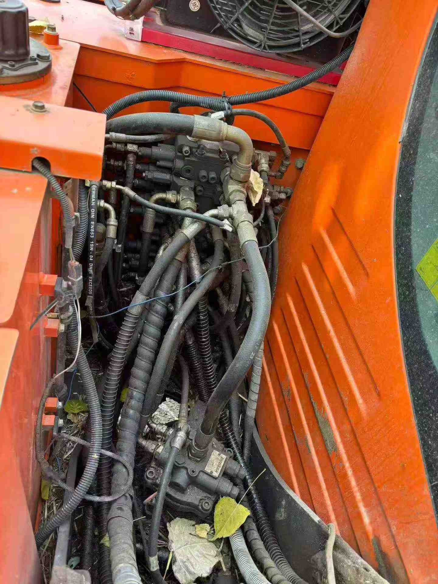 Buy Doosan DX75 Used Excavator / 7 Buy Doosan DX75 Used Excavator / 7