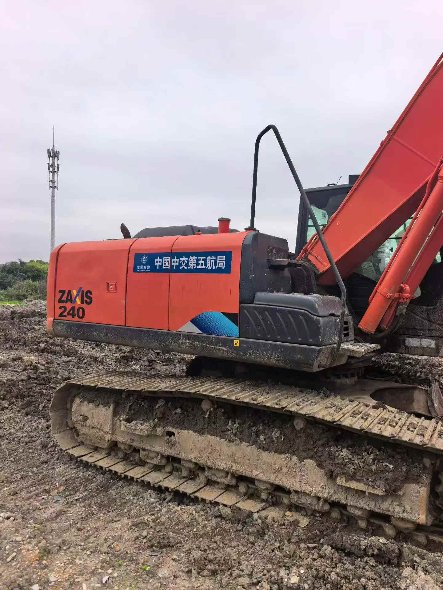 Buy Hitachi ZX260-3G Used Excavator / 3 Buy Hitachi ZX260-3G Used Excavator / 3
