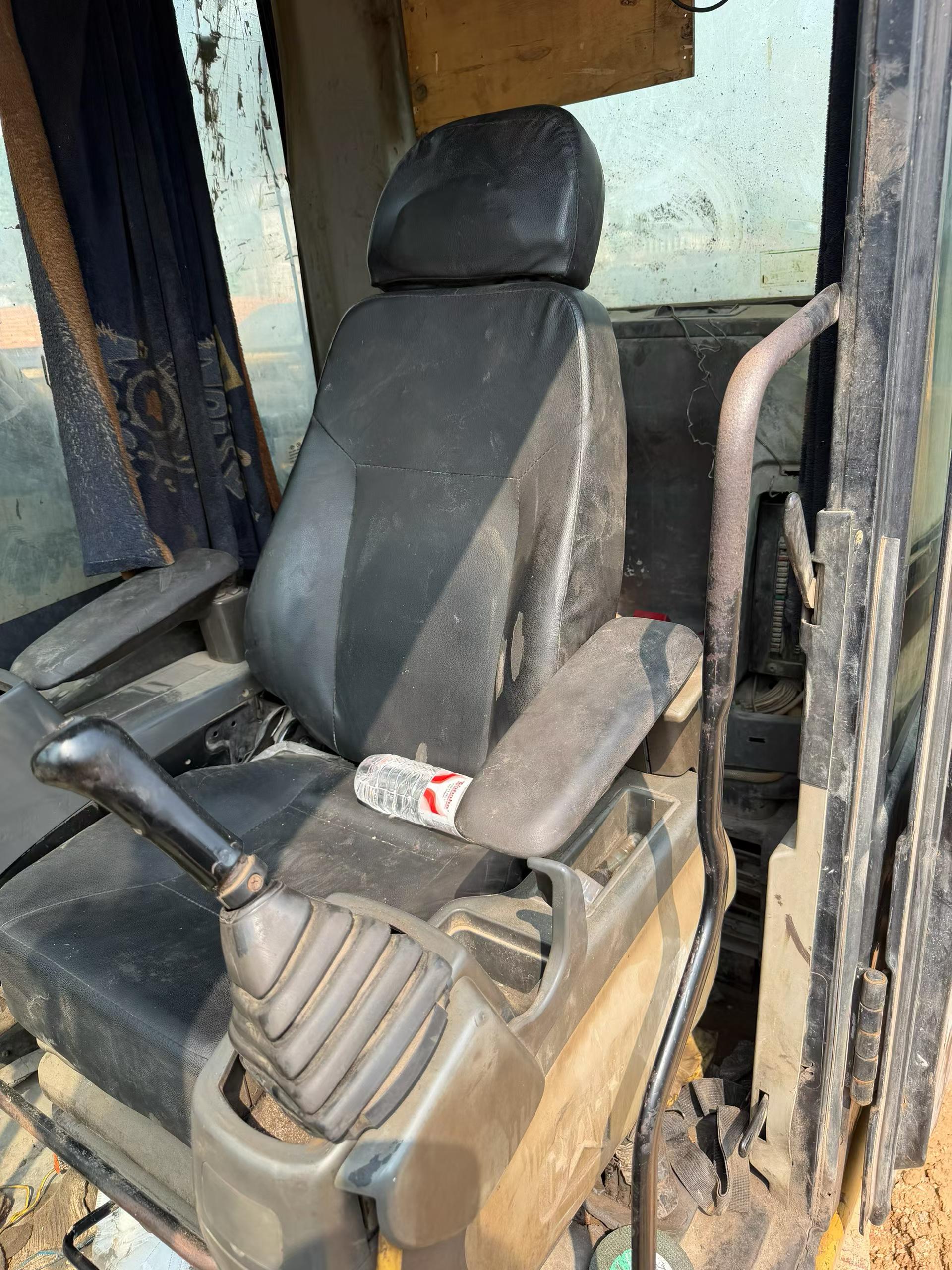 Buy Caterpillar 320A Used Excavator / 7 Buy Caterpillar 320A Used Excavator / 7