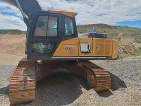 Buy JohnDeere E260LC Used Excavator / 2 Buy JohnDeere E260LC Used Excavator / 2