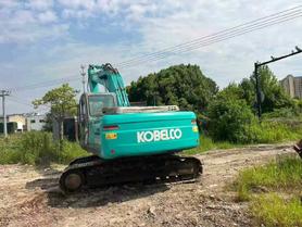 Buy Kobelco SK200 Used Excavator / 2 Buy Kobelco SK200 Used Excavator / 2