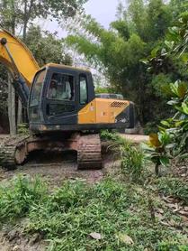 Buy Hyundai R215VS Used Excavator / 4 Buy Hyundai R215VS Used Excavator / 4