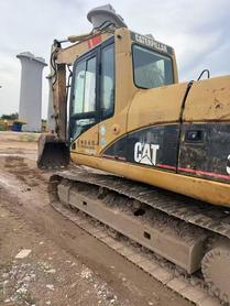 Buy Caterpillar 320C Used Excavator / 2 Buy Caterpillar 320C Used Excavator / 2
