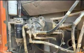 Buy Doosan DH300-5 Used Excavator / 4 Buy Doosan DH300-5 Used Excavator / 4