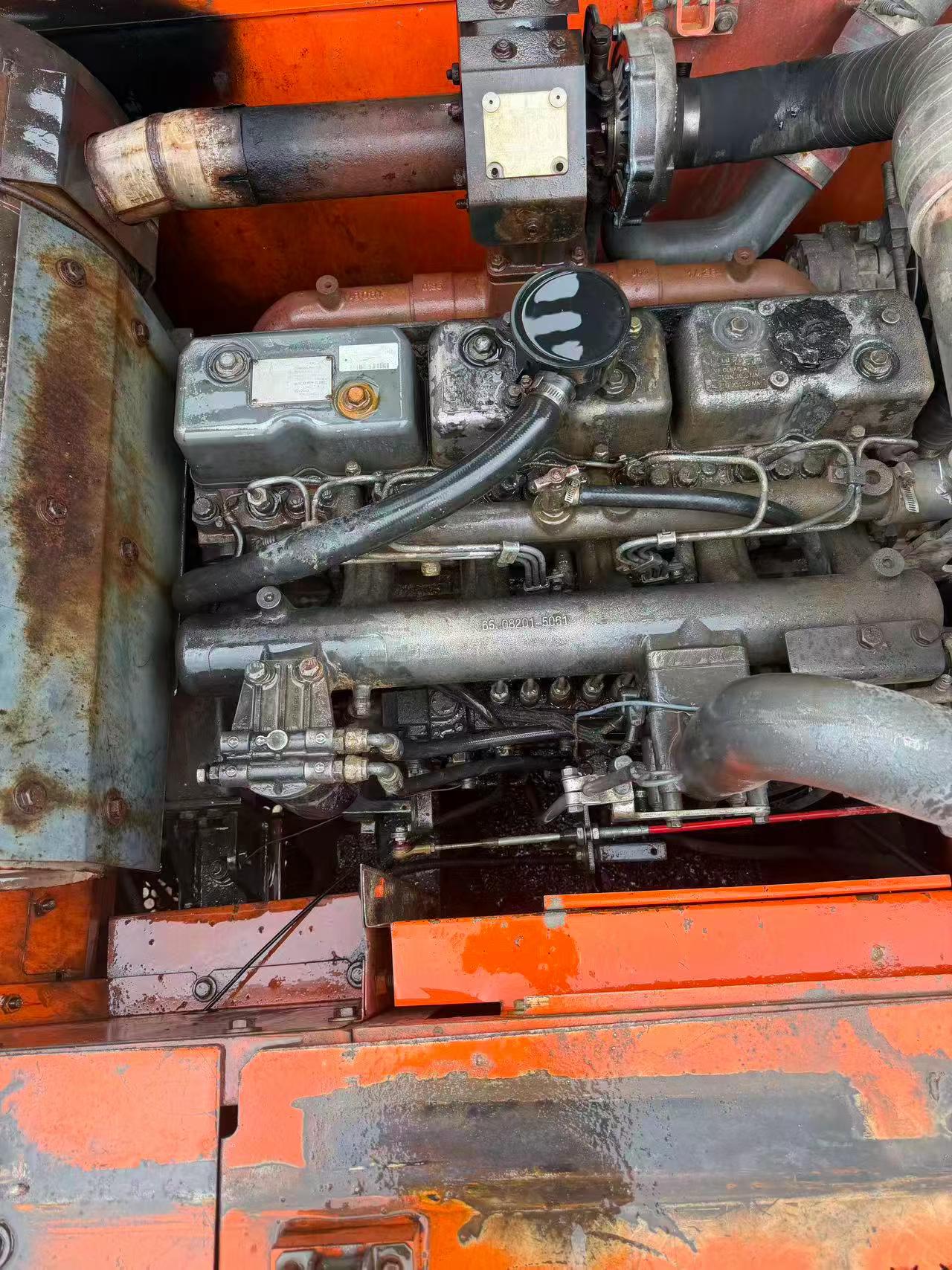 Buy Doosan DH225-9 Used Excavator / 3 Buy Doosan DH225-9 Used Excavator / 3