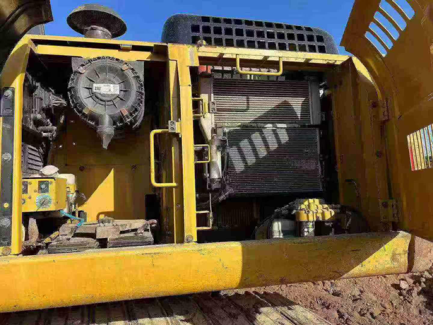 Buy Caterpillar 320D2GC Used Excavator / 6 Buy Caterpillar 320D2GC Used Excavator / 6