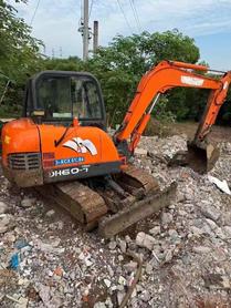 Buy Doosan DH60 Used Excavator / 3 Buy Doosan DH60 Used Excavator / 3