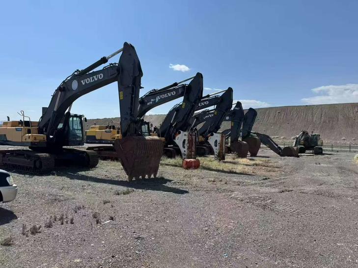 Buy Volvo EC480D Used Excavator / 1