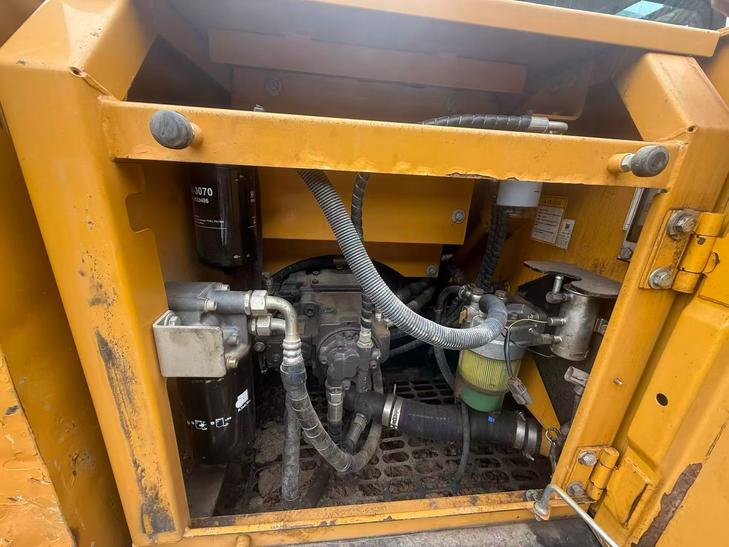 Buy Sany SY135 Used Excavator / 1