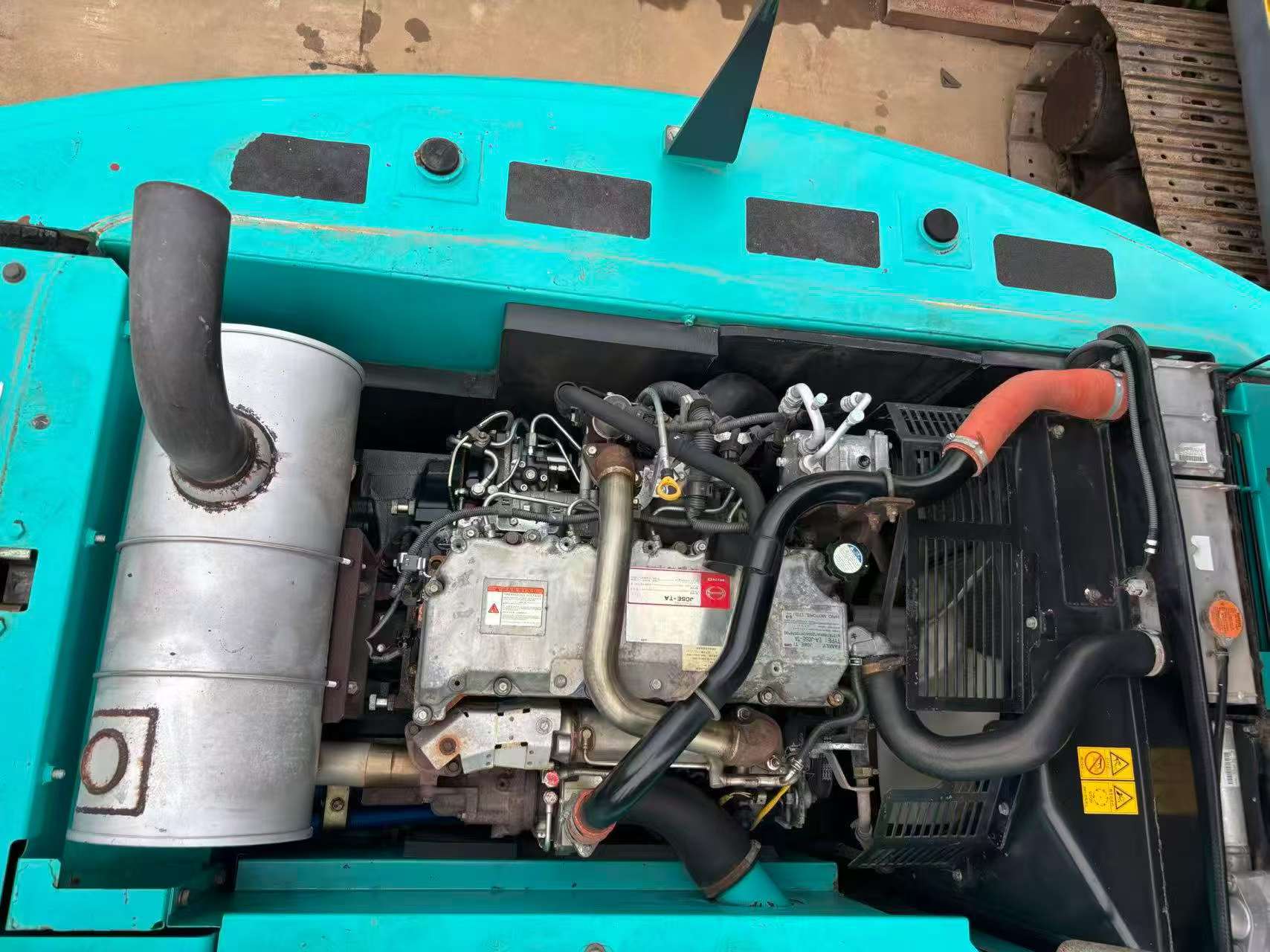 Buy Kobelco SK200-2 Used Excavator / 4 Buy Kobelco SK200-2 Used Excavator / 4