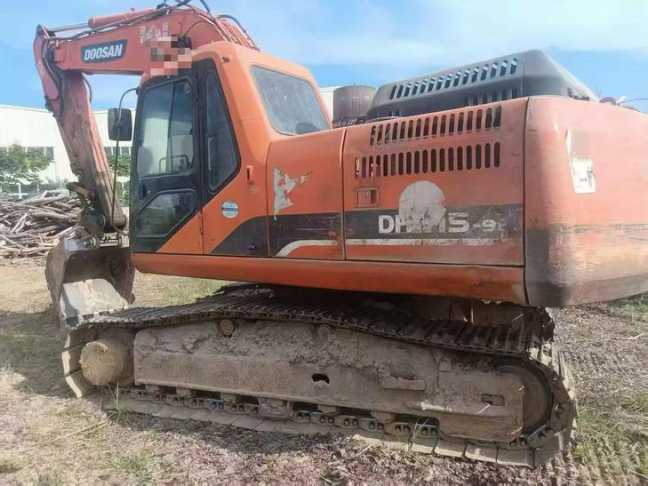 Buy Doosan DH215-9 Used Excavator / 1