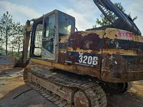 Buy Caterpillar 320B Used Excavator / 2 Buy Caterpillar 320B Used Excavator / 2