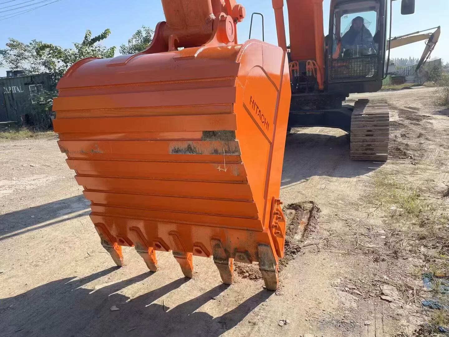Buy Hitachi EX350H-5 Used Excavator / 3 Buy Hitachi EX350H-5 Used Excavator / 3