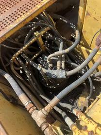 Buy Caterpillar 320B Used Excavator / 2 Buy Caterpillar 320B Used Excavator / 2
