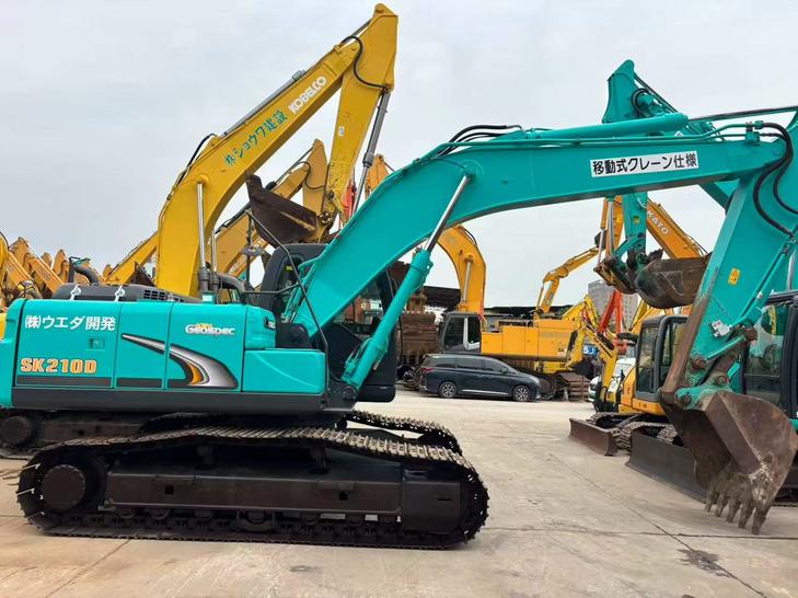 Buy Kobelco SK200-2 Used Excavator / 1
