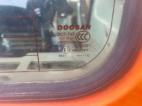 Buy Doosan DH300-7 Used Excavator / 4 Buy Doosan DH300-7 Used Excavator / 4
