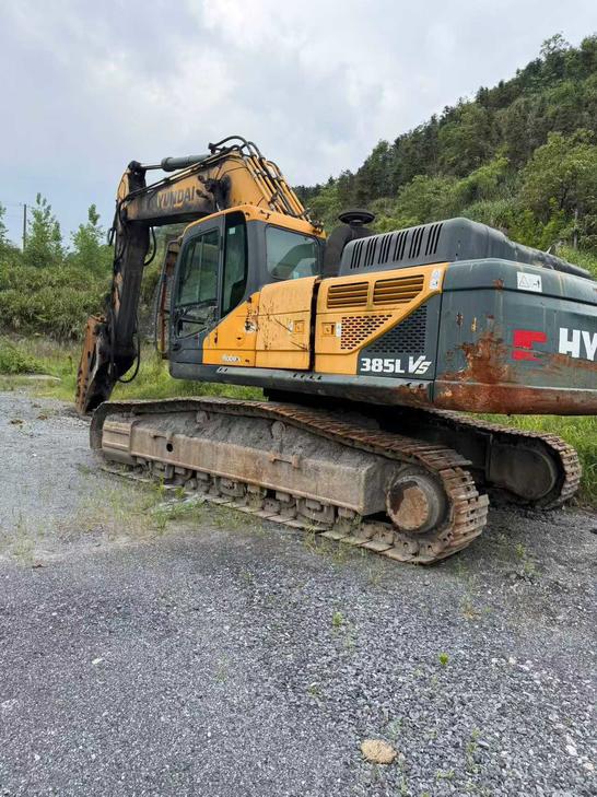 Buy Hyundai R385LVS Used Excavator / 1