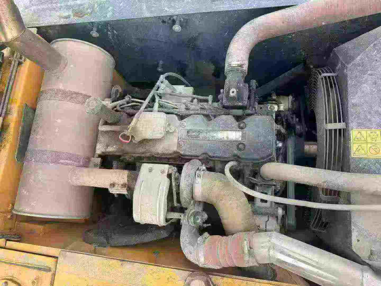 Buy Hyundai R215-7 Used Excavator / 8 Buy Hyundai R215-7 Used Excavator / 8