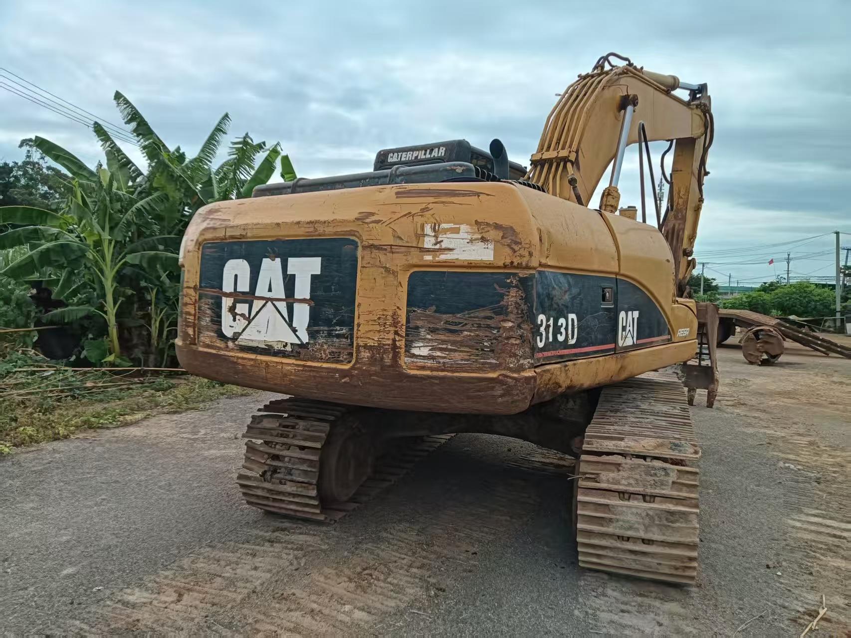 Buy Caterpillar 320D Used Excavator / 1