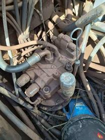 Buy Hitachi EX200-3 Used Excavator / 9 Buy Hitachi EX200-3 Used Excavator / 9
