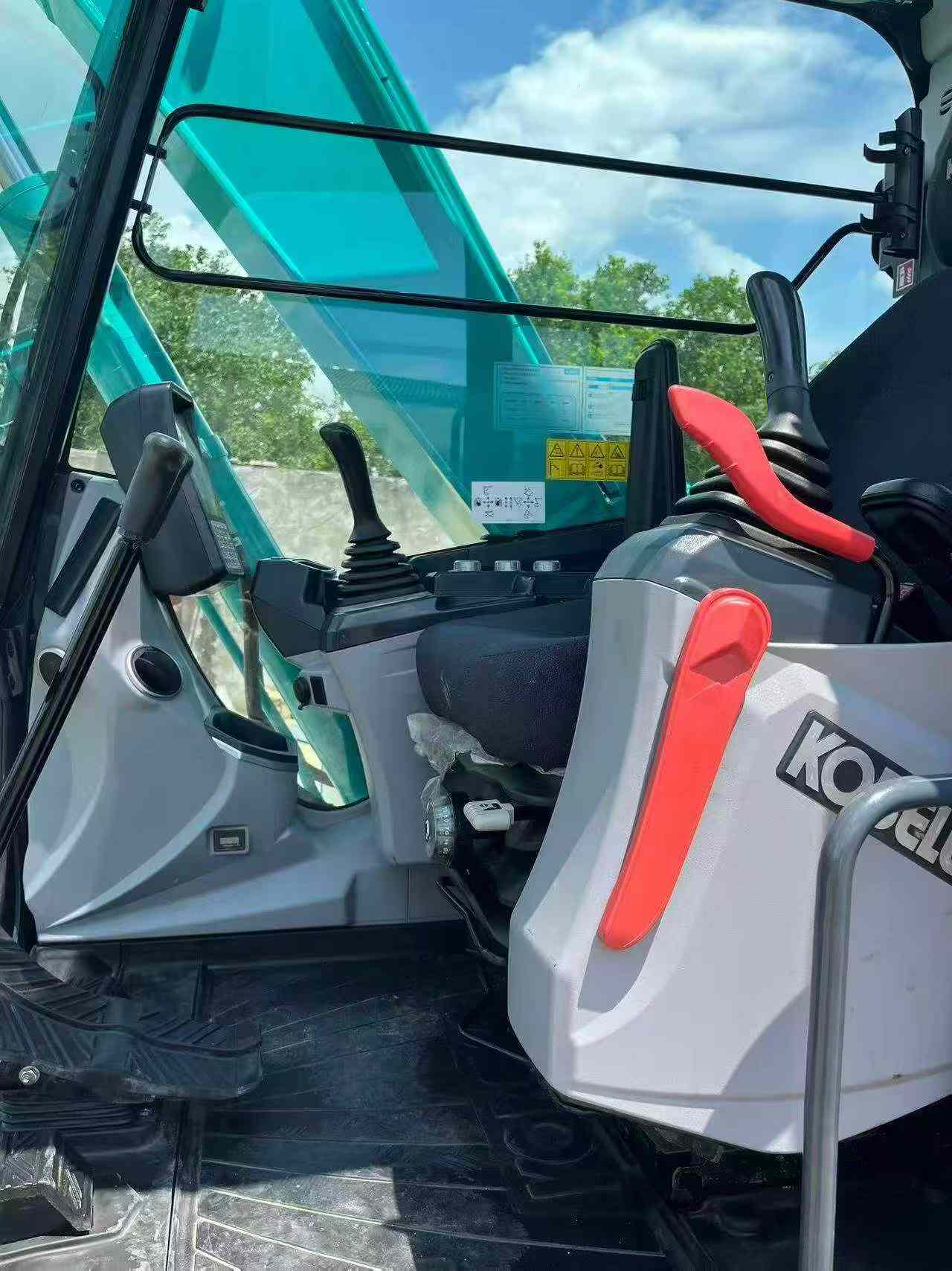 Buy Kobelco SK75 Used Excavator / 4 Buy Kobelco SK75 Used Excavator / 4