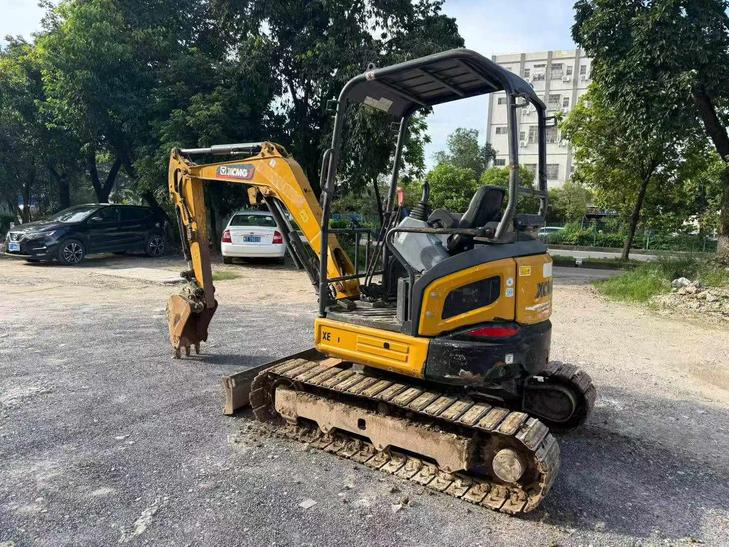 Buy XCMG XE26U Used Excavator / 1