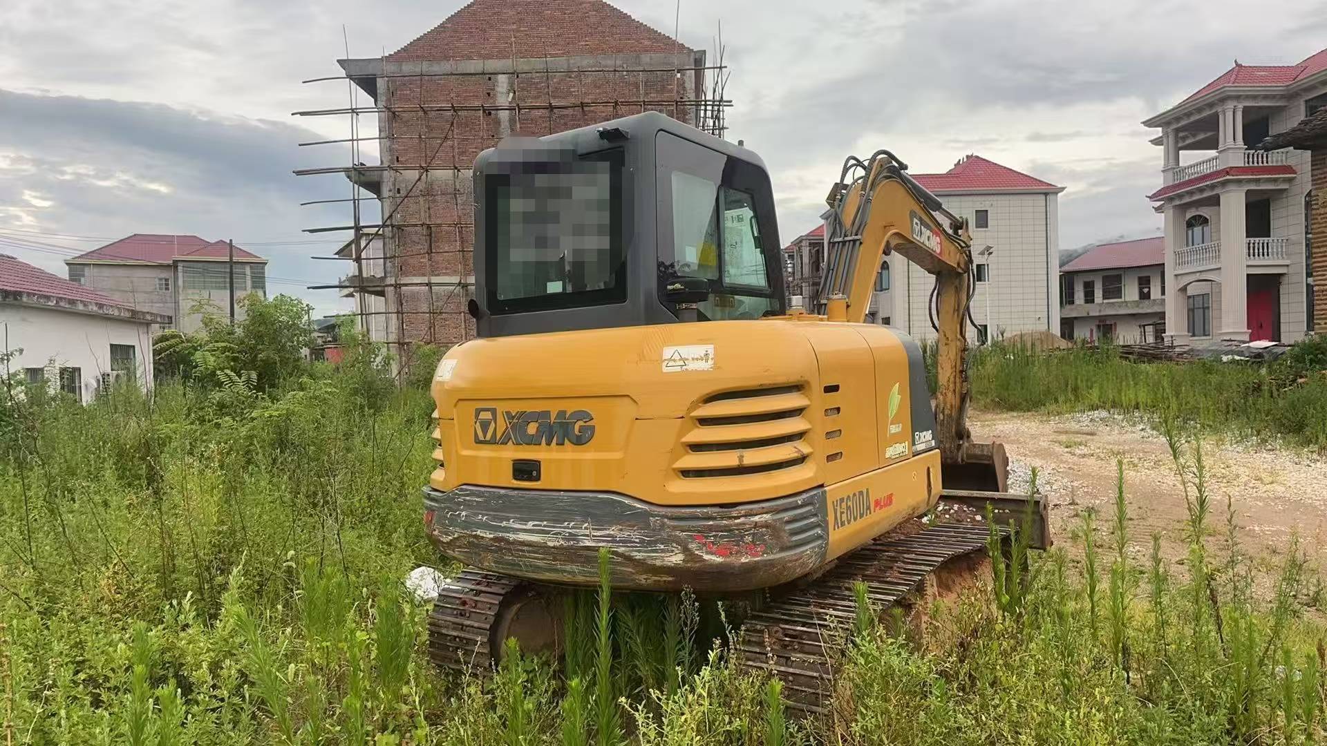 Buy XCMG XE60 Used Excavator / 1