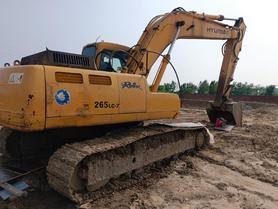Buy Hyundai R200-5 Used Excavator / 3 Buy Hyundai R200-5 Used Excavator / 3