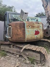 Buy Kobelco SK135 Used Excavator / 2 Buy Kobelco SK135 Used Excavator / 2