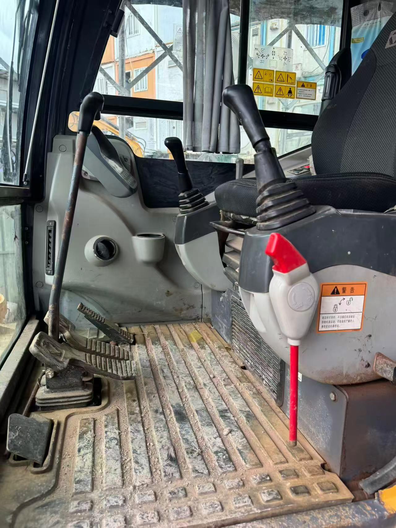 Buy XCMG XE65D Used Excavator / 5 Buy XCMG XE65D Used Excavator / 5