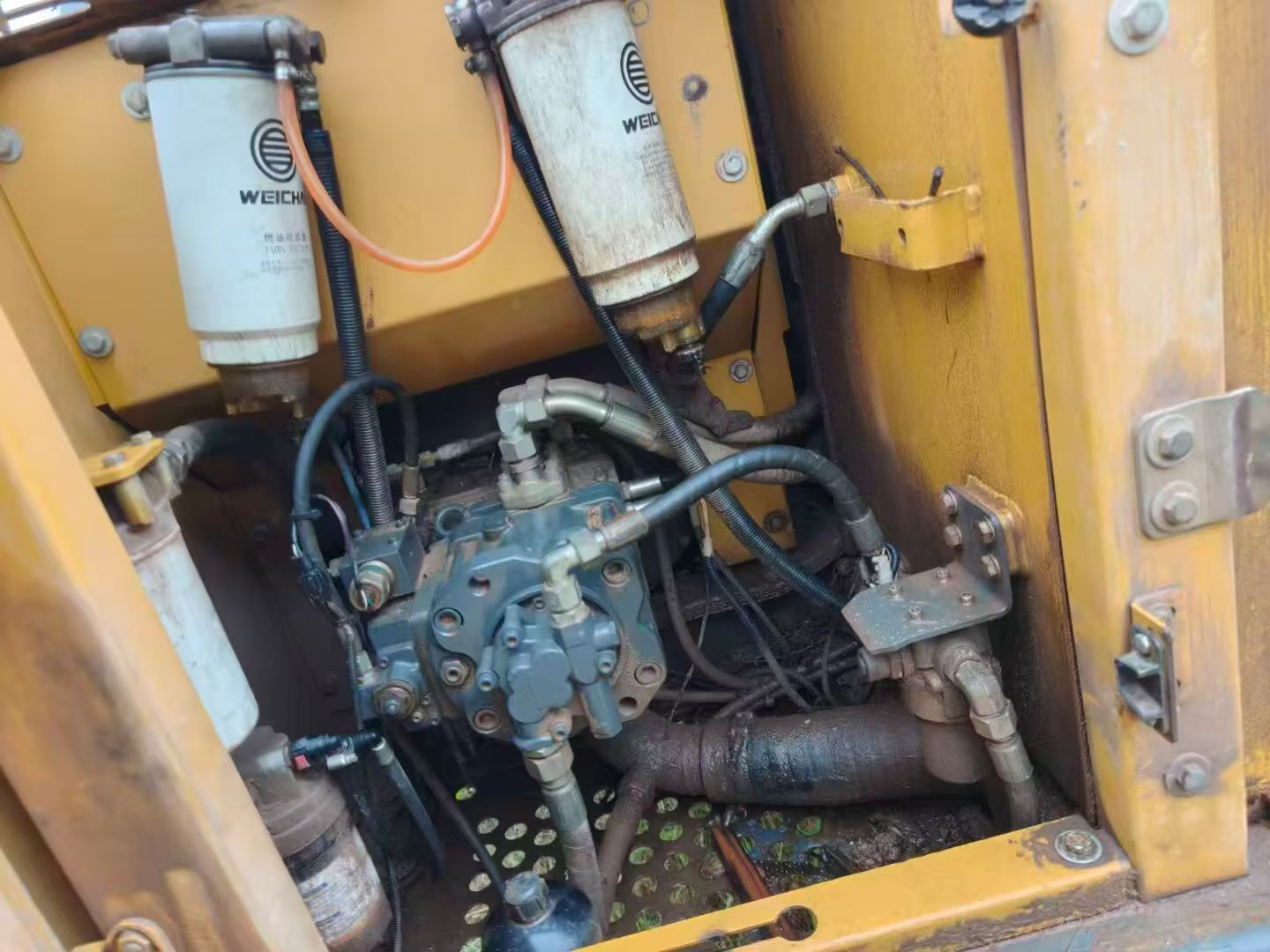 Buy XCMG XE135B Used Excavator / 2 Buy XCMG XE135B Used Excavator / 2
