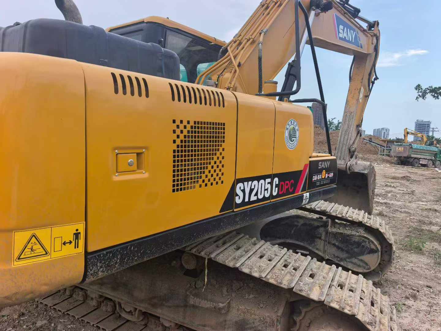 Buy Sany SY205C Used Excavator / 2 Buy Sany SY205C Used Excavator / 2