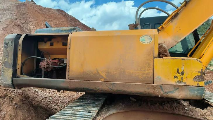 Buy Hyundai R305LC-7 Used Excavator / 1