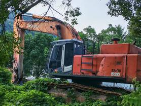 Buy Hitachi ZX520H-5A Used Excavator / 2 Buy Hitachi ZX520H-5A Used Excavator / 2