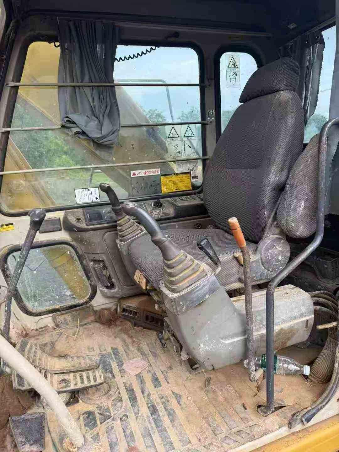 Buy Kato Used Excavator / 3 Buy Kato Used Excavator / 3