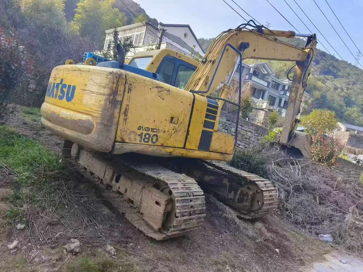 Buy Komatsu PC120-6 Used Excavator / 1