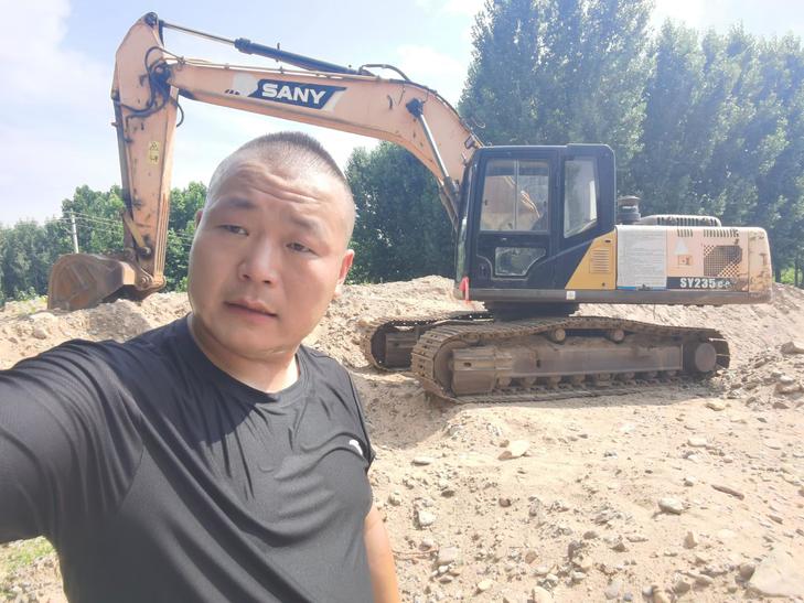 Buy Sany SY215C-8 Used Excavator / 1