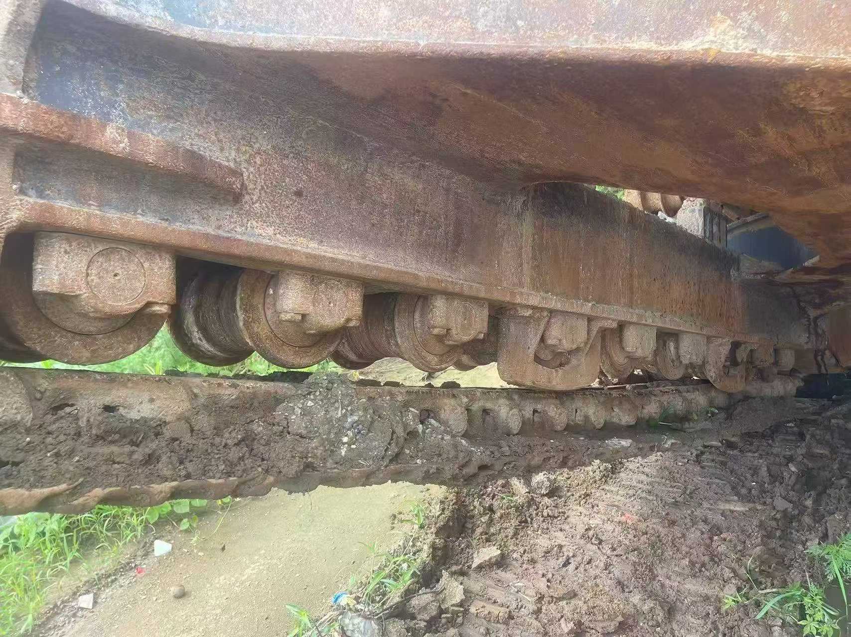 Buy Doosan DH300-7 Used Excavator / 9 Buy Doosan DH300-7 Used Excavator / 9