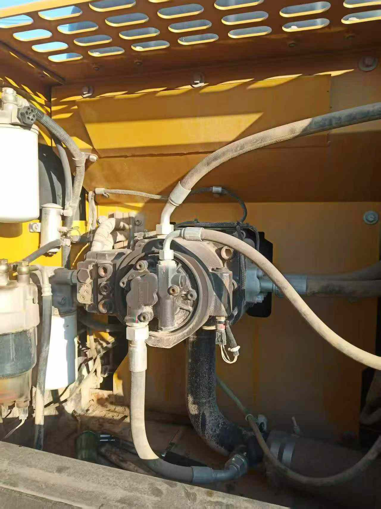 Buy Sany SY225C Used Excavator / 6 Buy Sany SY225C Used Excavator / 6