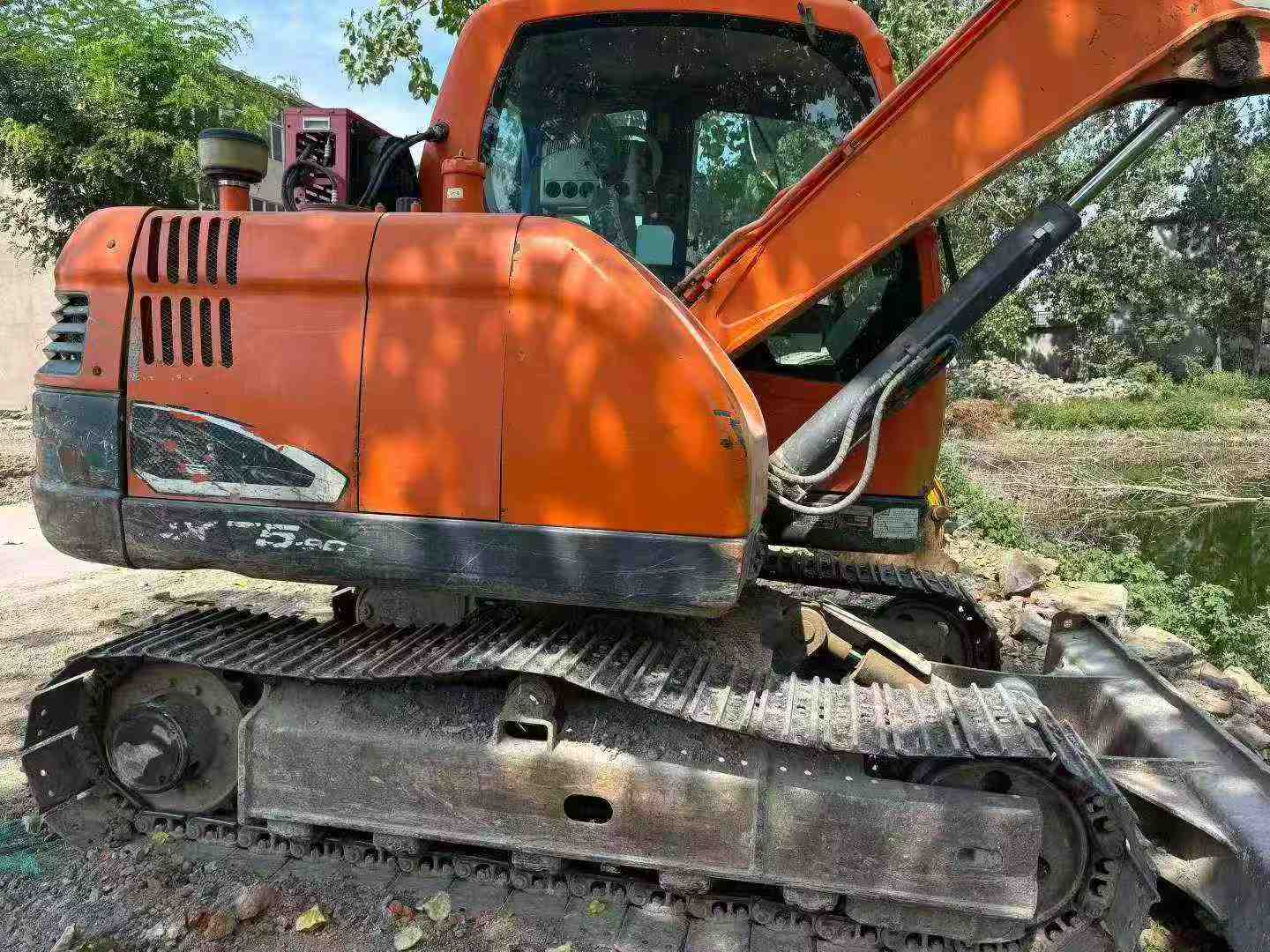 Buy Doosan DX75 Used Excavator / 1