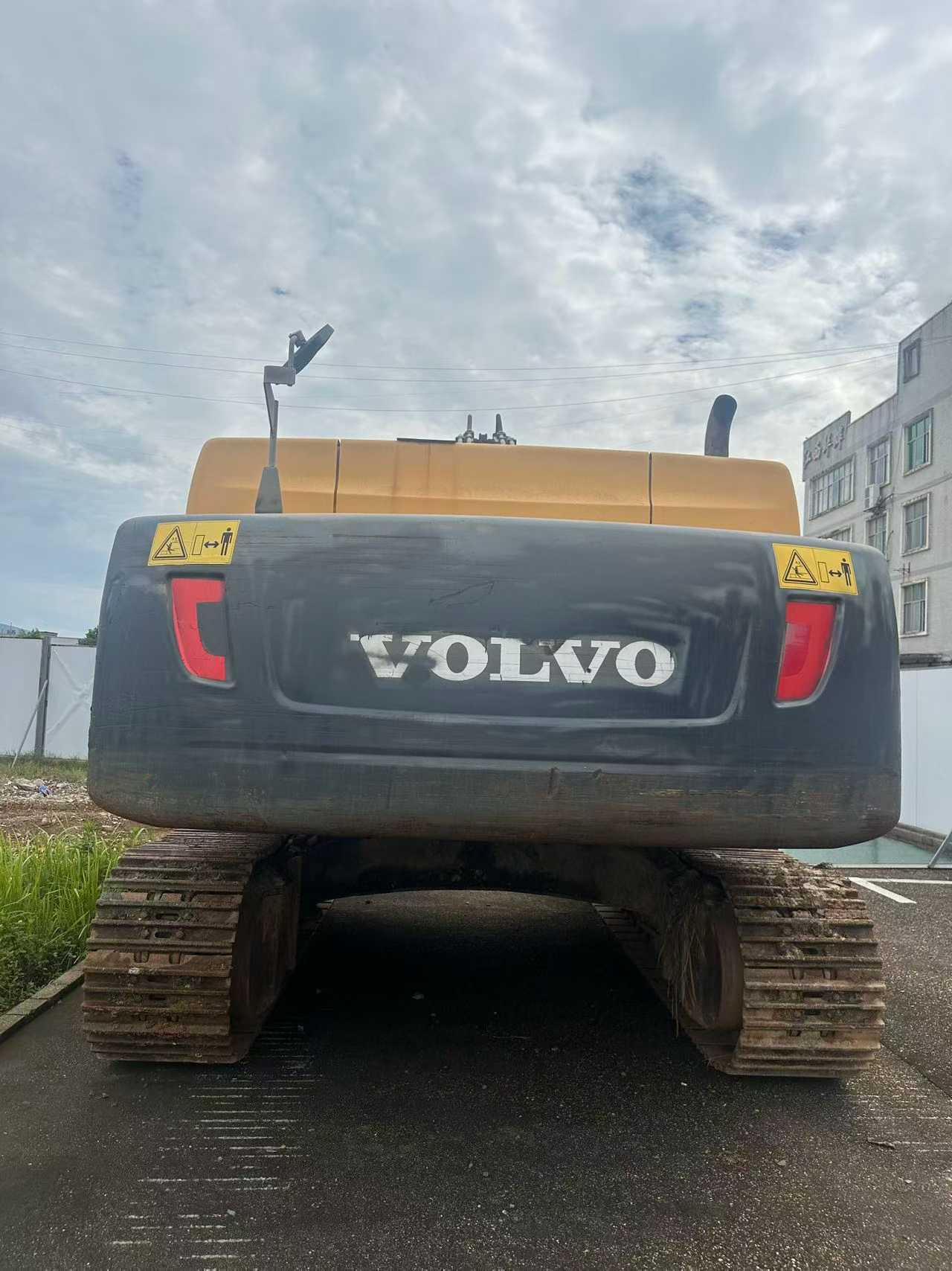 Buy Volvo EC380D Used Excavator / 3 Buy Volvo EC380D Used Excavator / 3