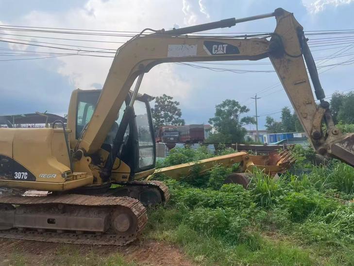 Buy Caterpillar 307C Used Excavator / 1
