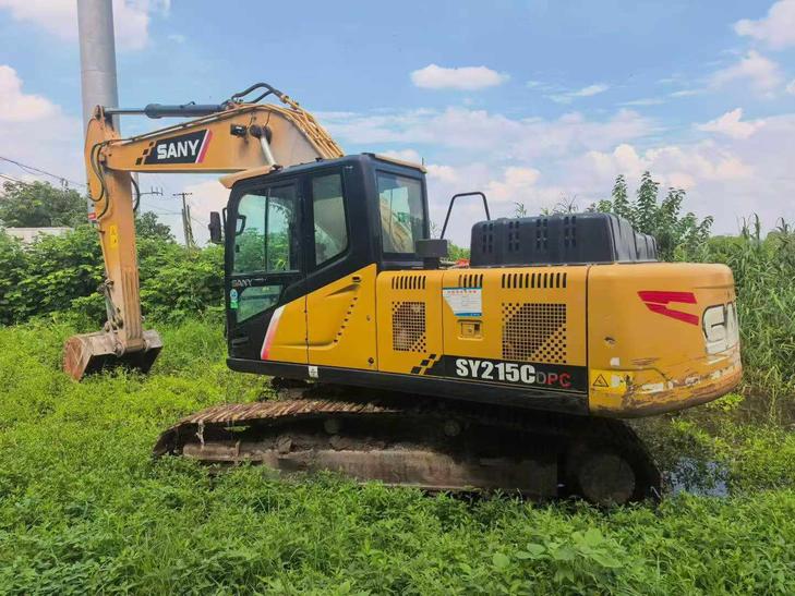 Buy Sany SY205C-8 Used Excavator / 1