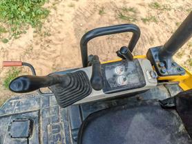 Buy Komatsu PC18MR-2 Used Excavator / 9 Buy Komatsu PC18MR-2 Used Excavator / 9