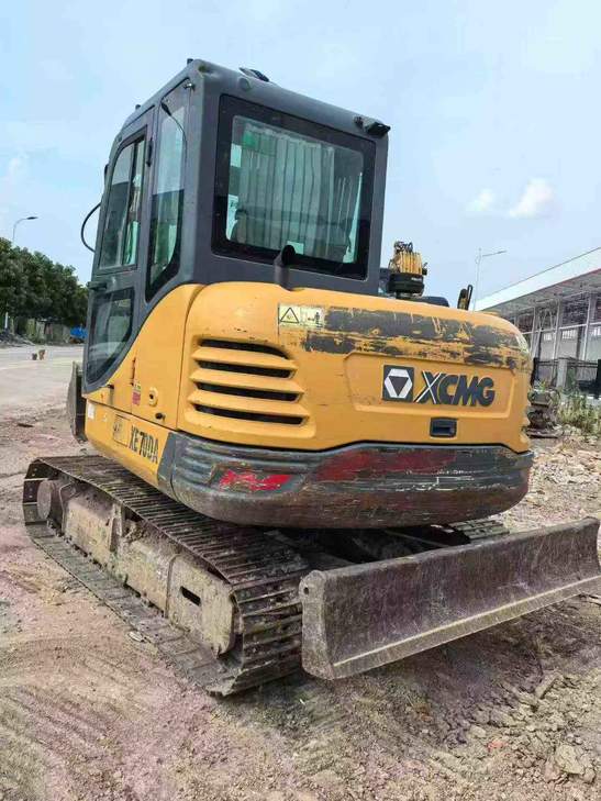 Buy XCMG XE60 Used Excavator / 1